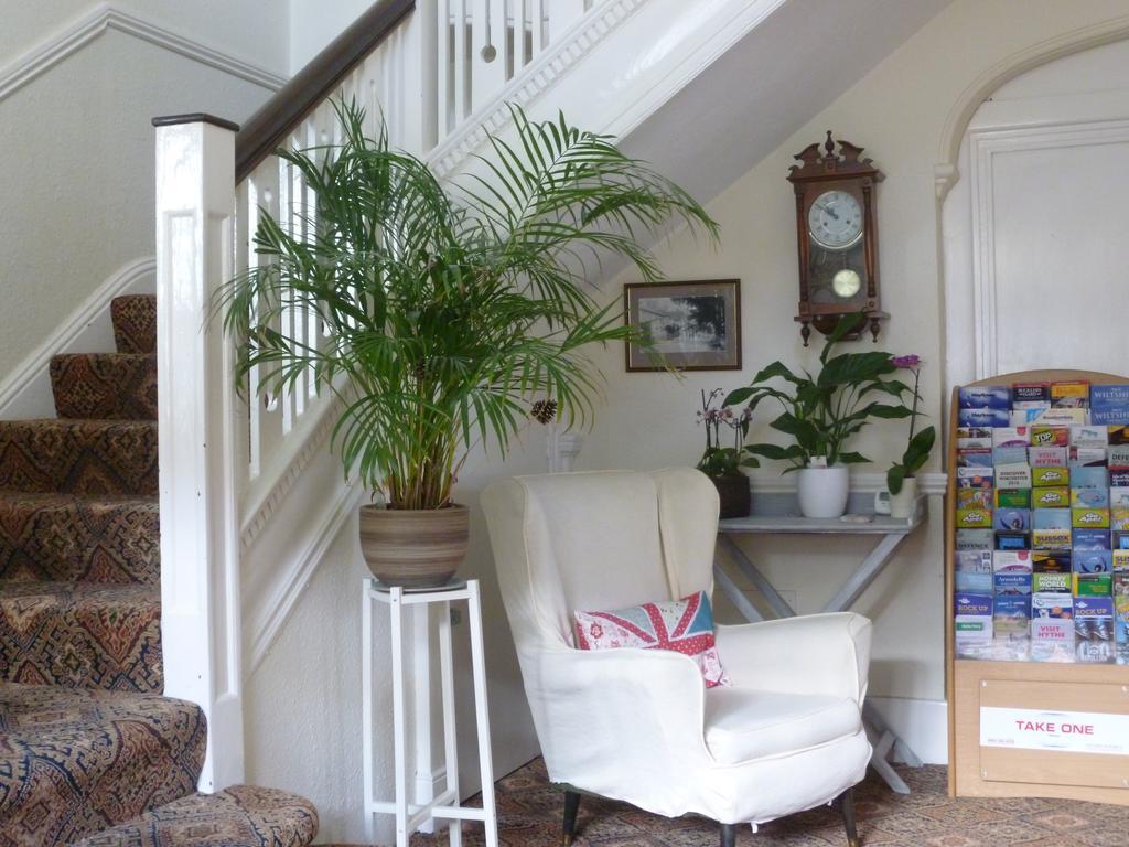 The Maples Bed and Breakfast Hythe  Buitenkant foto